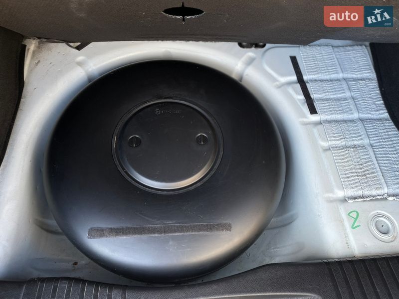 Хэтчбек Ford Fusion 2005 в Хмельницком