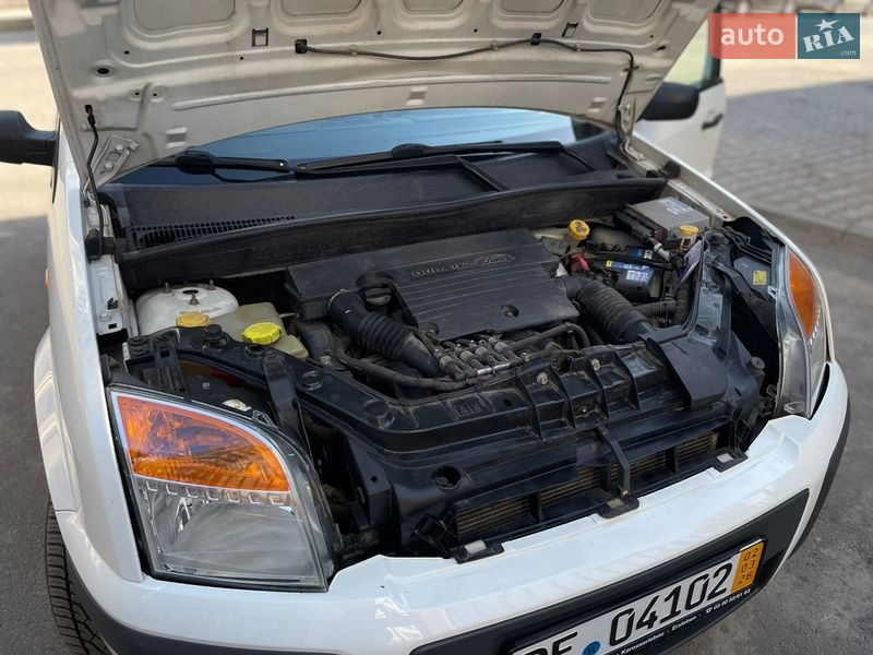 Хэтчбек Ford Fusion 2005 в Хмельницком