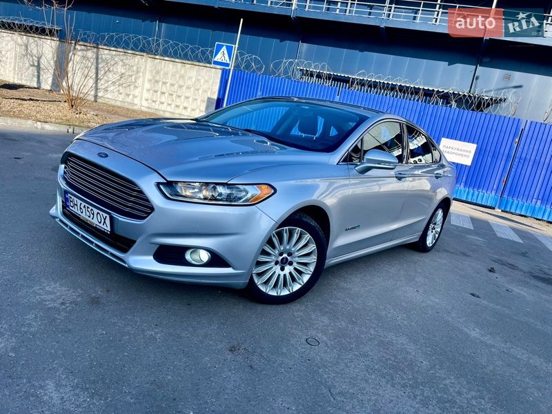 Седан Ford Fusion 2013 в Киеве