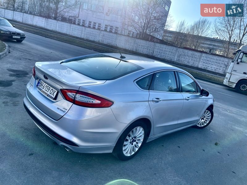 Седан Ford Fusion 2013 в Киеве