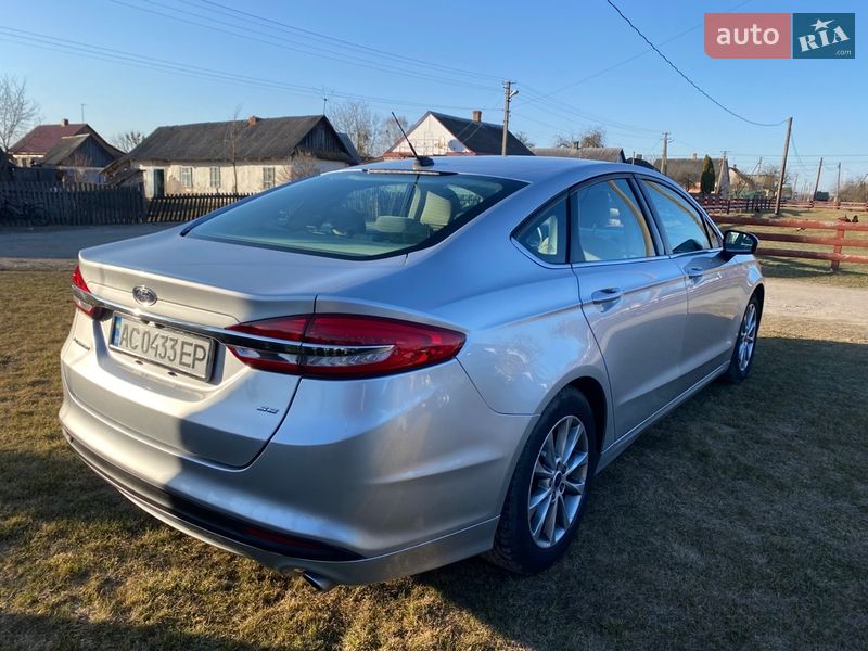 Седан Ford Fusion 2016 в Луцке