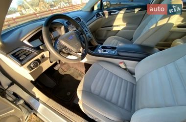 Седан Ford Fusion 2016 в Луцке