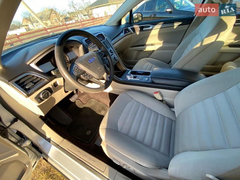 Седан Ford Fusion 2016 в Луцке