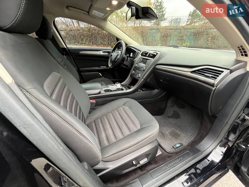 Седан Ford Fusion 2017 в Днепре