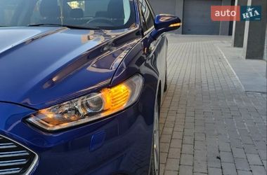 Седан Ford Fusion 2014 в Білій Церкві