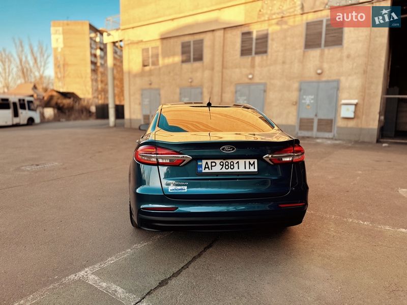 Седан Ford Fusion 2018 в Кривому Розі