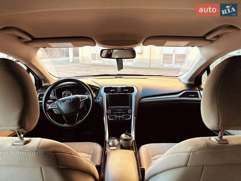 Седан Ford Fusion 2018 в Кривому Розі