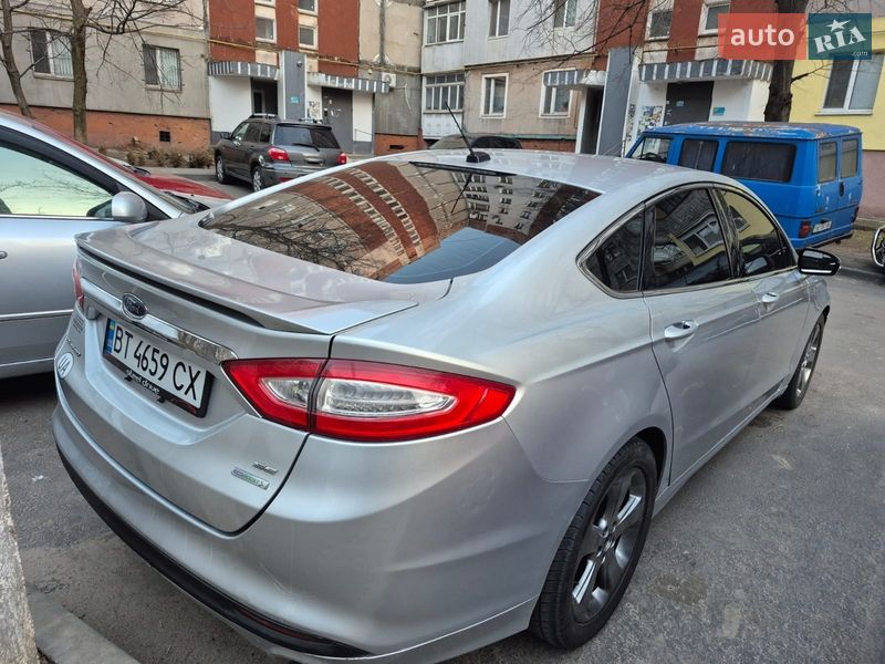 Седан Ford Fusion 2013 в Херсоні