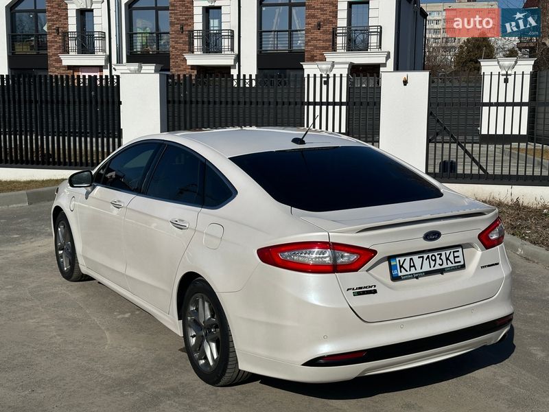 Седан Ford Fusion 2013 в Киеве