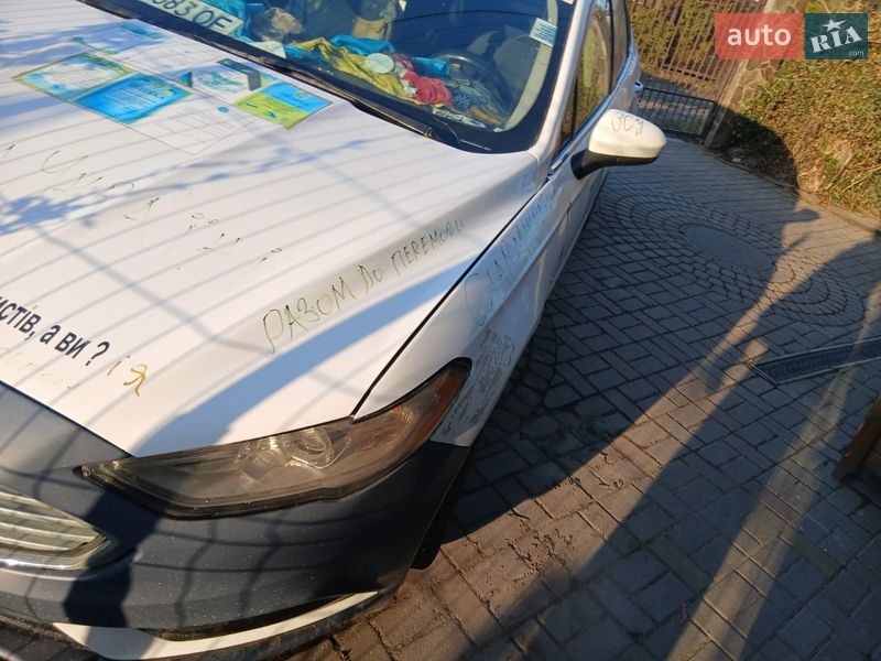 Седан Ford Fusion 2018 в Львові