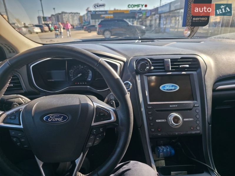 Седан Ford Fusion 2016 в Києві