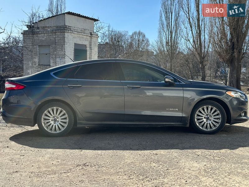 Седан Ford Fusion 2016 в Харькове