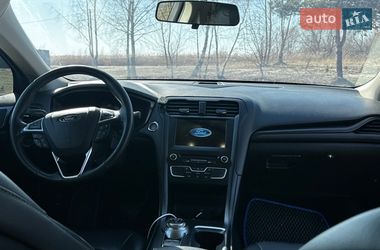 Седан Ford Fusion 2018 в Львове