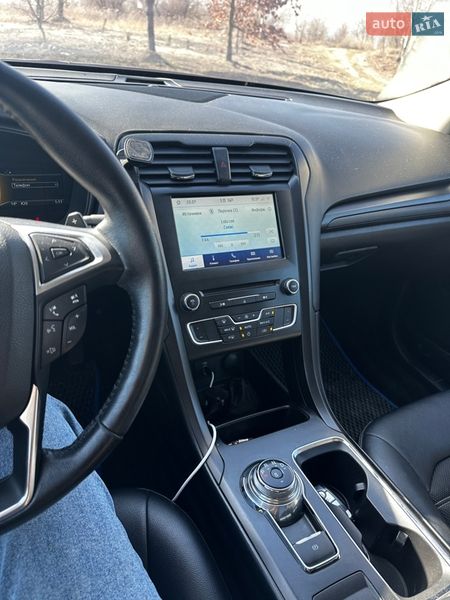Седан Ford Fusion 2018 в Львове