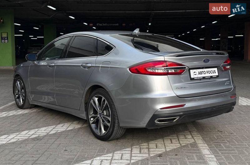 Седан Ford Fusion 2019 в Києві