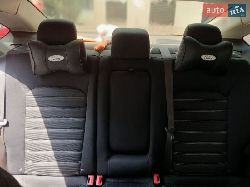 Седан Ford Fusion 2016 в Кривом Роге