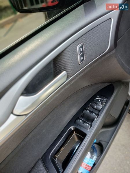 Седан Ford Fusion 2016 в Кривом Роге