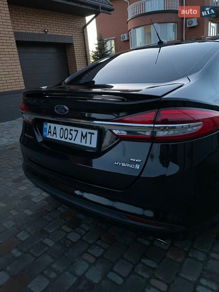 Седан Ford Fusion 2018 в Вышгороде