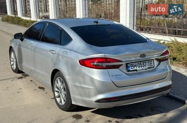 Седан Ford Fusion 2018 в Виннице