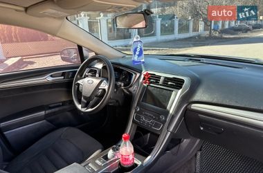 Седан Ford Fusion 2018 в Виннице