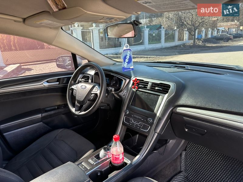 Седан Ford Fusion 2018 в Виннице