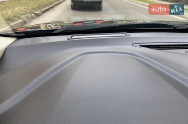 Седан Ford Fusion 2019 в Львове