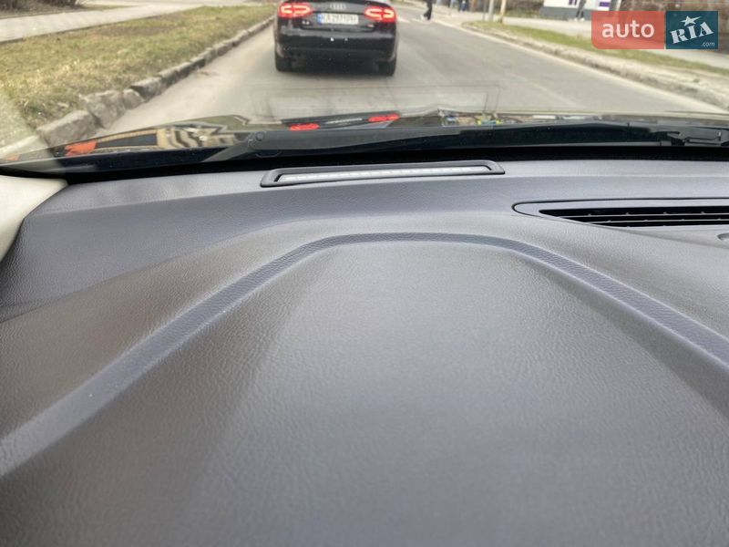 Седан Ford Fusion 2019 в Львове