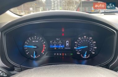 Седан Ford Fusion 2019 в Львове