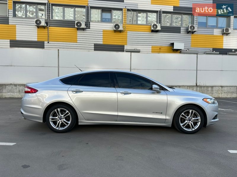 Седан Ford Fusion 2016 в Киеве