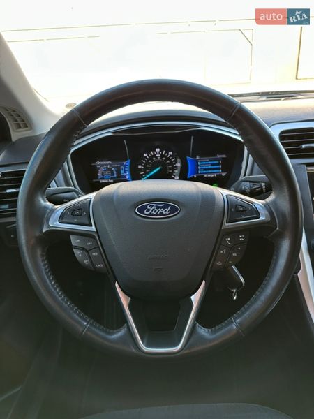Седан Ford Fusion 2016 в Киеве
