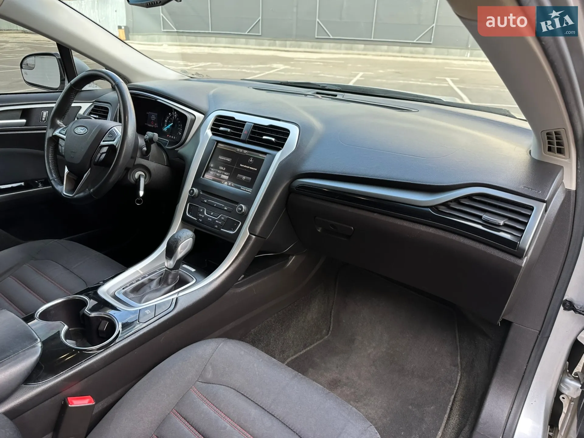 2016 Ford Fusion - мініатюра 23