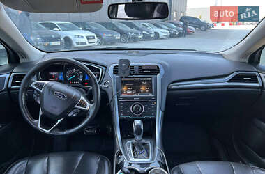 Седан Ford Fusion 2014 в Львові