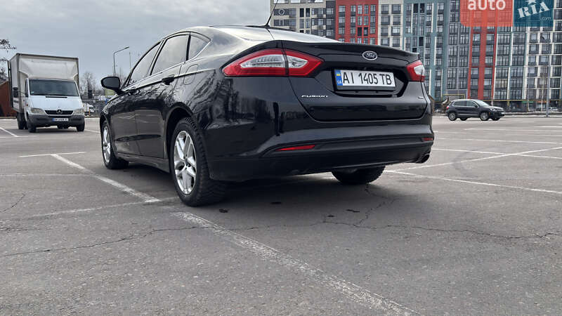 Седан Ford Fusion 2015 в Киеве