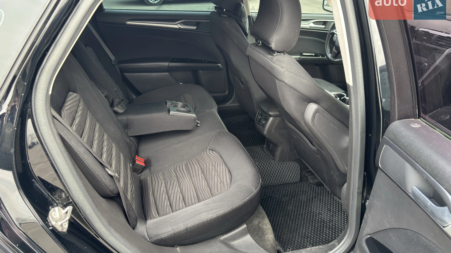 2015 Ford Fusion - мініатюра 39