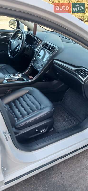 Седан Ford Fusion 2018 в Киеве