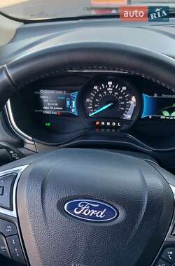 Седан Ford Fusion 2018 в Киеве