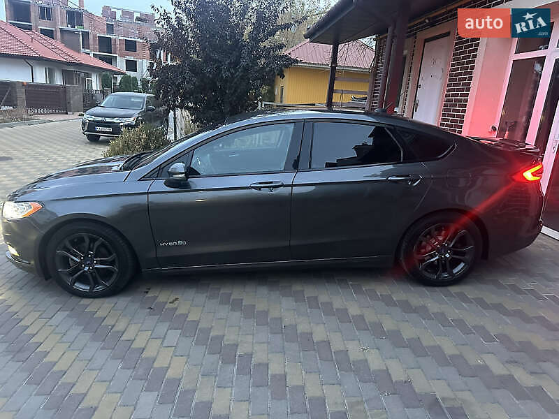 Седан Ford Fusion 2018 в Киеве фото 5 Седан Ford Fusion 2018 в Киеве