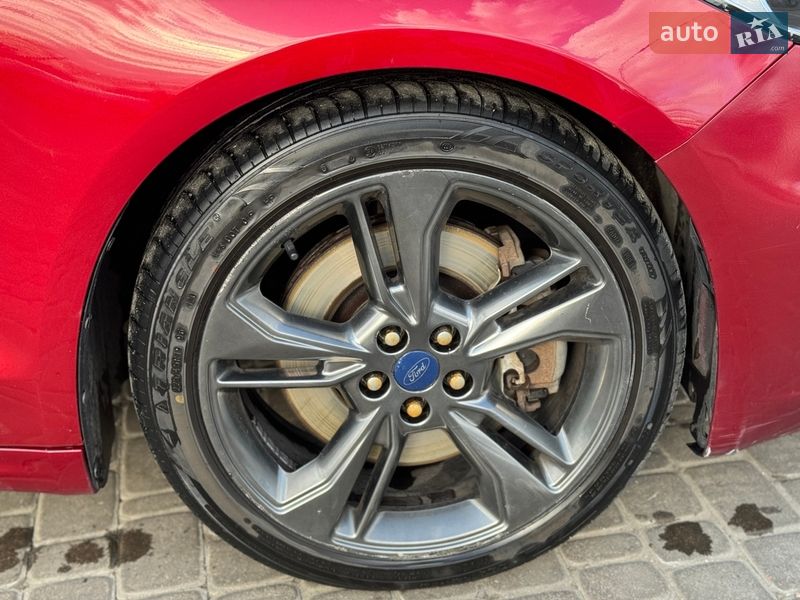 Седан Ford Fusion 2016 в Киеве