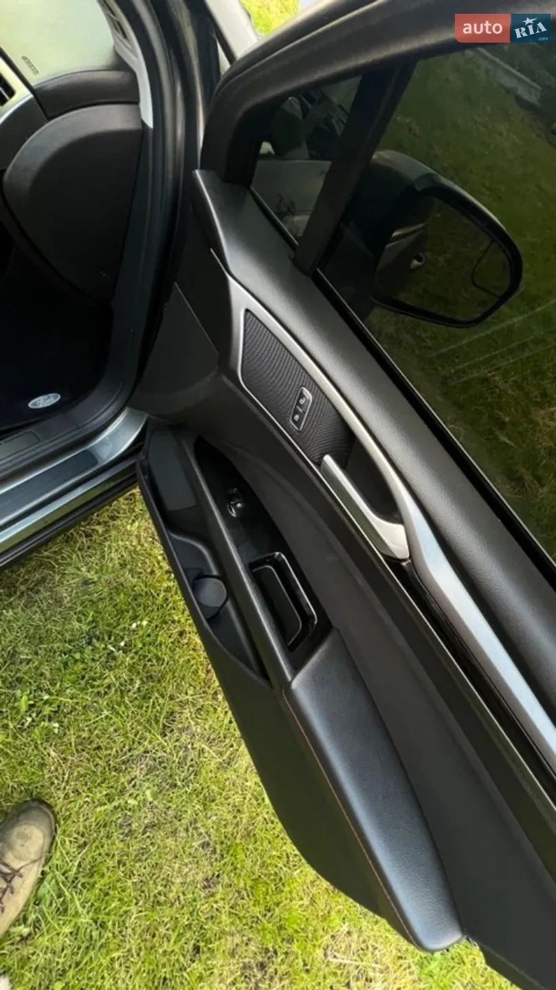 2015 Ford Fusion - мініатюра 22