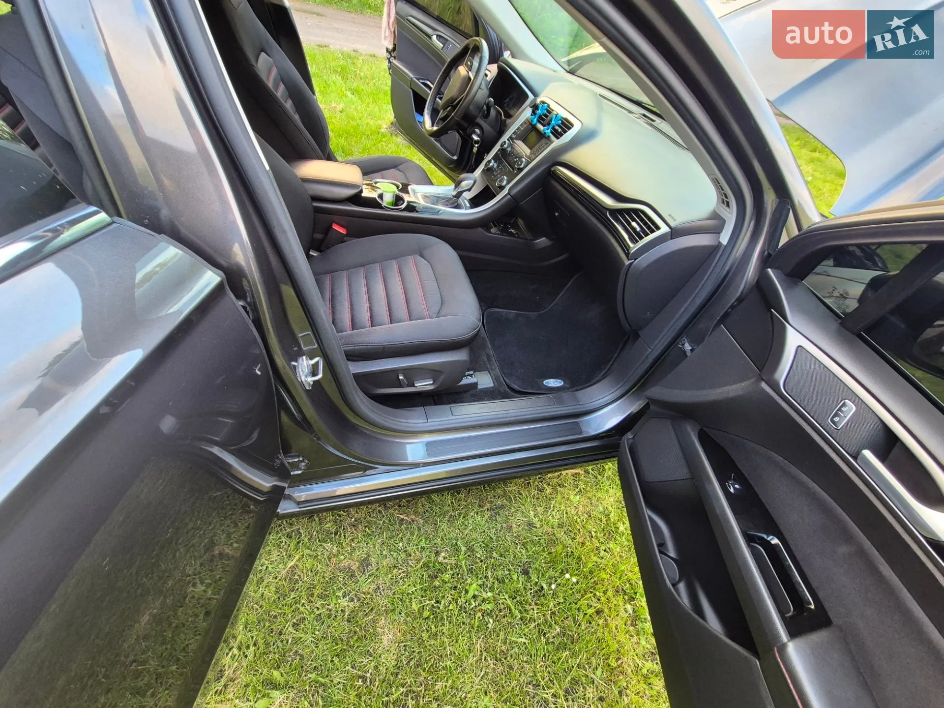 2015 Ford Fusion - мініатюра 39