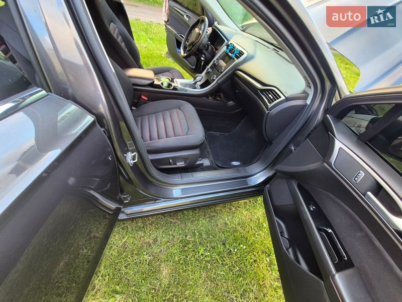 Седан Ford Fusion 2015 в Хмельницком