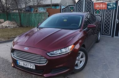 Седан Ford Fusion 2015 в Радомышле