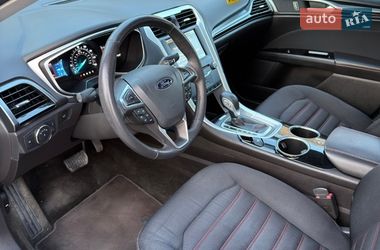 Седан Ford Fusion 2015 в Ивано-Франковске