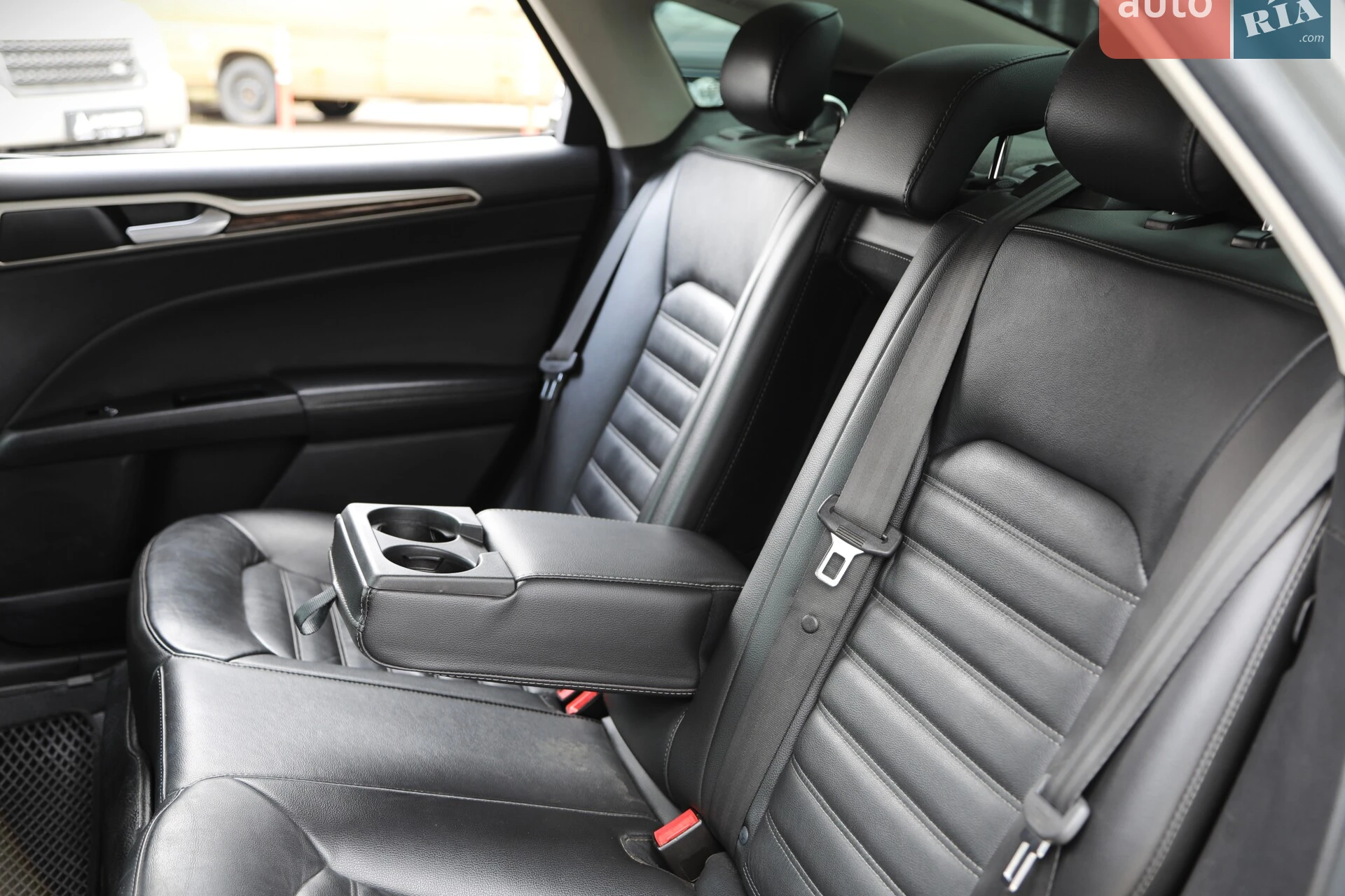 2016 Ford Fusion - мініатюра 8