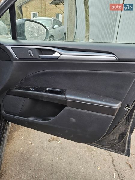 Седан Ford Fusion 2014 в Киеве фото 10 Седан Ford Fusion 2014 в Киеве