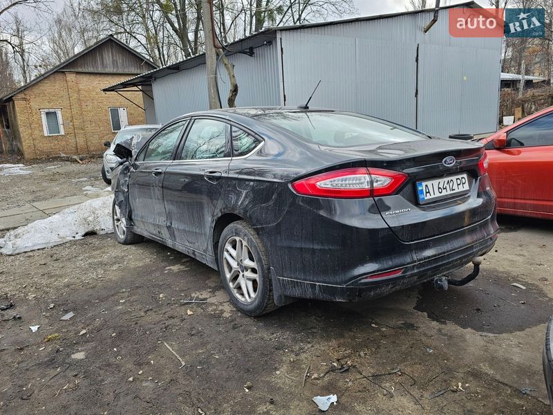 Седан Ford Fusion 2014 в Киеве фото 2 Седан Ford Fusion 2014 в Киеве