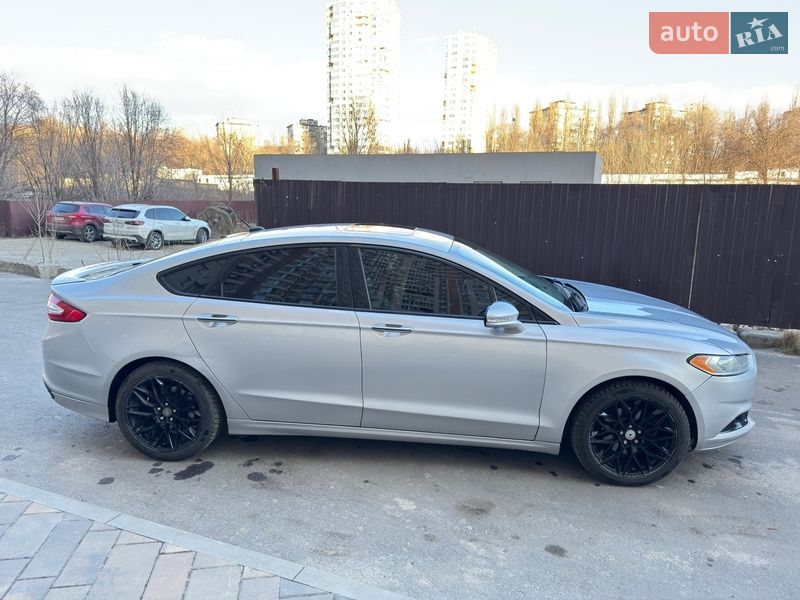 Седан Ford Fusion 2014 в Києві