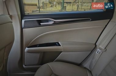 Седан Ford Fusion 2014 в Львове