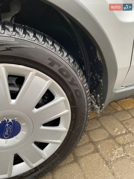 Хэтчбек Ford Fusion 2008 в Кропивницком