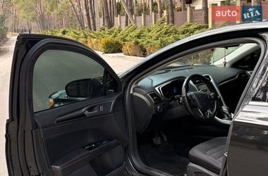 Седан Ford Fusion 2014 в Новомосковську